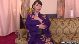 JapanHDV 2022 12 22 Ryouko Murakami - Ryouko Murakami is in her Kimono and she is horny