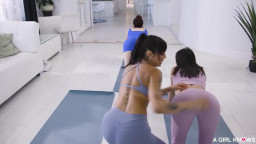 Kylie Rocket, Vanessa Sky, Freya Parker - Yoga Can Wait 2024 09 05