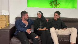 Aaliyah Yasin - First Doble Penetration To Aaliyah Yasin Threesome With Hijab And Hard Sex