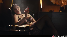 Kira Queen - Smoking 2025 05 16