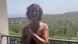 JacquieEtMichelTV Mathilda 33 Years Old Dreamed Of Action 30 06 2025