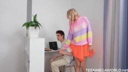 Capri Cavanni, Lexi Belle, Mia Malkova, Rachel Roxxx -  Hot ass Cheerleaders Capri Cavanni, Lexi Belle, Mia Malkova and 