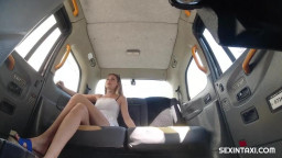 Vanessa Leone - Sexy Blonde Has A Hot Ride In A Taxi 14 10 2024
