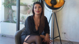 JacquieEtMichelTV Angelika 32 Years Old Medical Secretary 28 03 2025