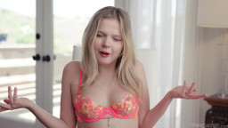 Coco Lovelock - Slutty Coco Sucks Cock 04 04 2025