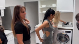 Onlyfans Sex Friends Berlin 4Girls 1Boy Anita Rover Alice Wild Clea Gaultier Diana Lawrence