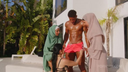 Clea Gaultier, Nuria Millan, Aaliyah Yasin  - Hijabi Best Friends Fuck a BBC Outdoors